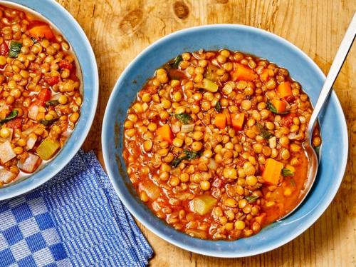 13978-lentil-soup-ddmfs-4x3-edfa47fc6b234e6b8add24d44c036d43_1757420923.jpg