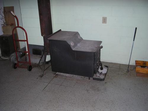 01-grandma-and-grandpas-wood-stove_1736703069.JPG