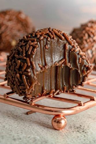 brazilian-chocolate-balls_1769142623.jpg