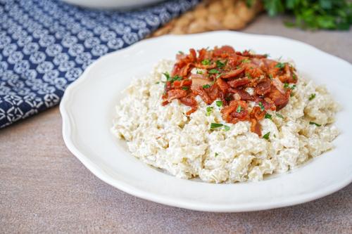 bryndzove-halusky-slovak-potato-dumplings-with-cheese-3-of-4_1768371315.jpg