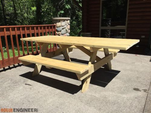 diy-wheelchair-accessible-picnic-table-rogue-engineer_1752292439.jpg