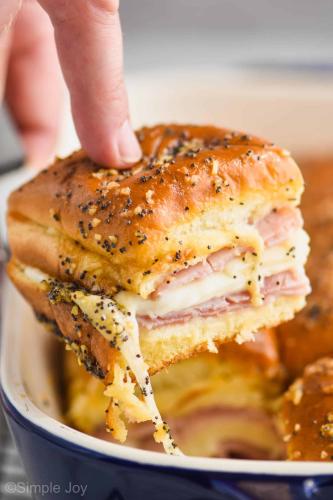 ham-and-cheese-sliders_1757456020.jpg