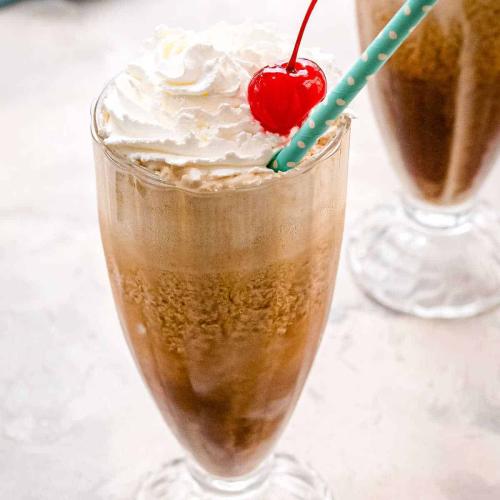 how-to-make-root-beer-floats-square_1769665727.jpg