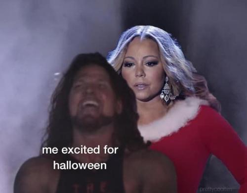 mariahmugging_1764898400.jpg