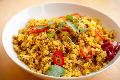 poha-with-coconut-and-cashews_1768372269.jpg