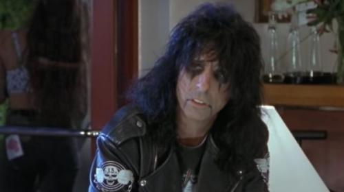 waynes-world-alice-cooper-600x336_1713576356.jpg